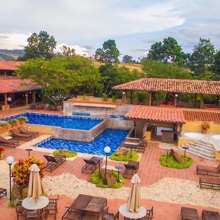 Hotel Terra Barichara Villanueva  Екстериор снимка