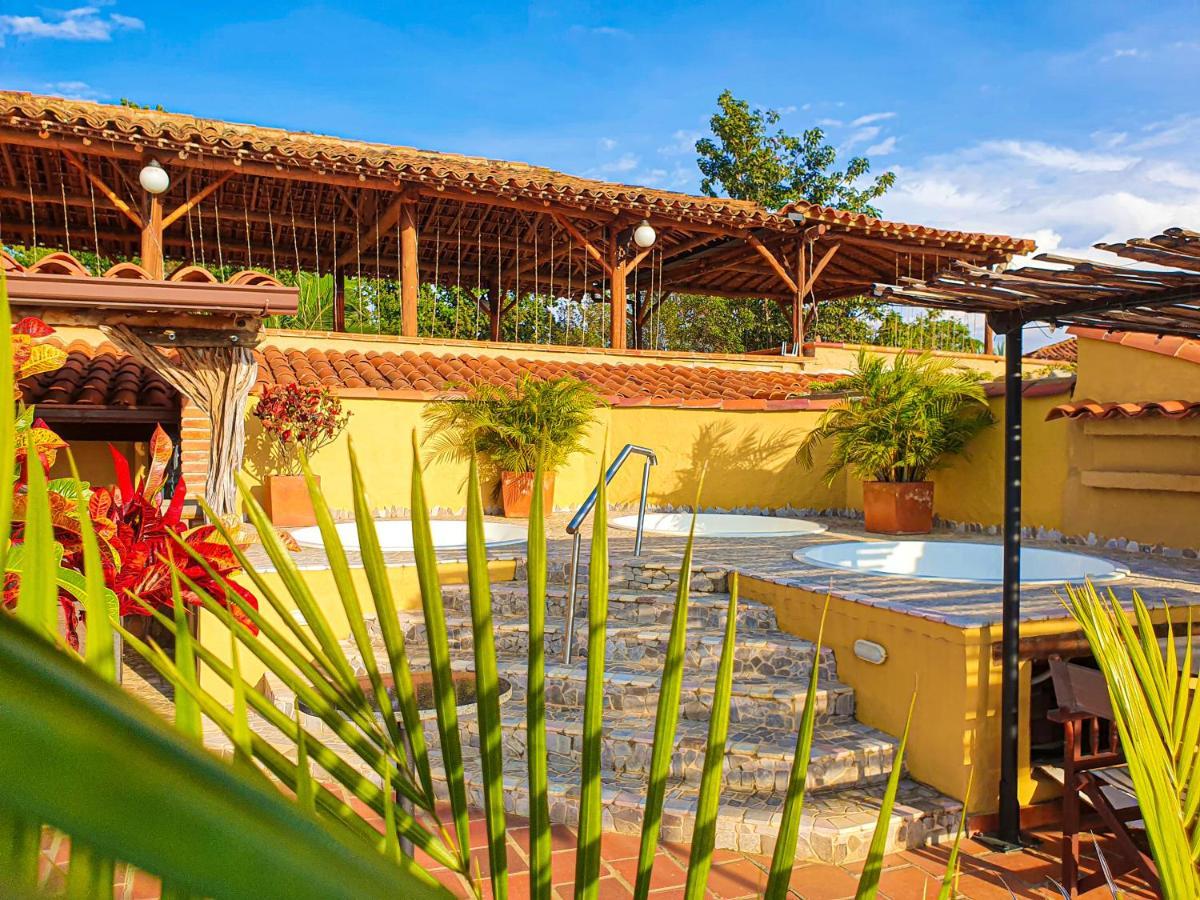 Hotel Terra Barichara Villanueva  Екстериор снимка